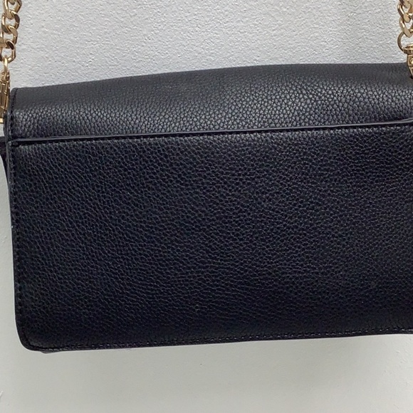 Madison west square black crossbody bag with gold chain Preowned - Picture 8 of 10